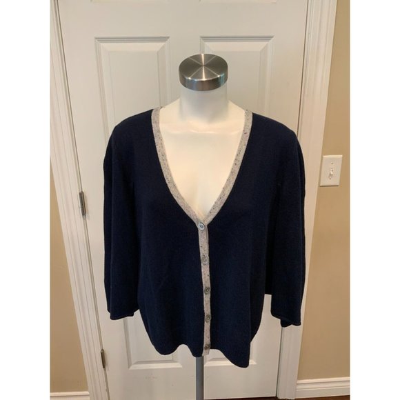 St. John Navy Blue 100% Cashmere Cape Sleeve Cardigan Sweater, Size M NWT! $595 - Picture 1 of 9